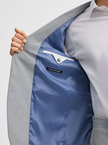 STRELLSON Slim fit Suit 'Aidan-Melwin' in Grey