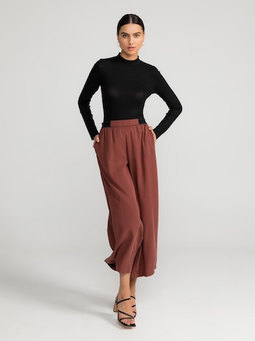 LOVJOI Wide Leg Hose 'Sandrose' in Braun