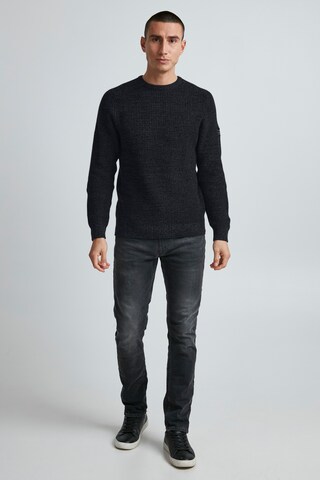 11 Project Pullover 'AMERICUS' in Schwarz
