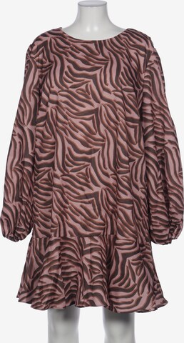 Chi Chi London Dress in 6XL in Brown: front