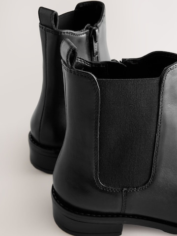 Next - Bota em preto