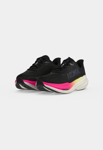 Sneaker de alergat 'MACH X 3' de la HOKA pe negru