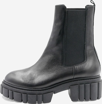 DreiMaster Vintage Chelsea Boots in Black: front