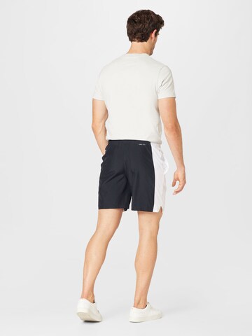 Jordan Regular Shorts in Schwarz