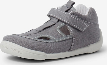 Chaussure basse Pisamonas en gris : devant