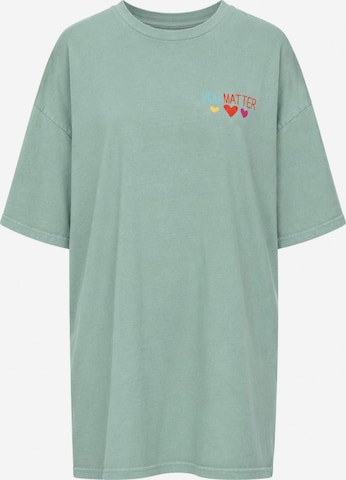 Worldclassca Oversized Shirt 'No Matter' in Green: front