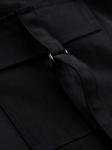 Effilé Pantalon cargo Ombre en noir