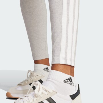 Skinny Pantaloni sportivi 'Essentials' di ADIDAS SPORTSWEAR in grigio