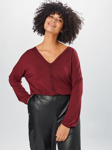 ABOUT YOU Curvy Shirt 'Karli' in Red: front