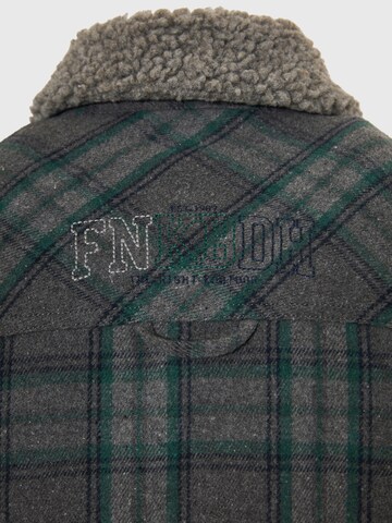 Funky Buddha - Chaqueta de entretiempo en gris