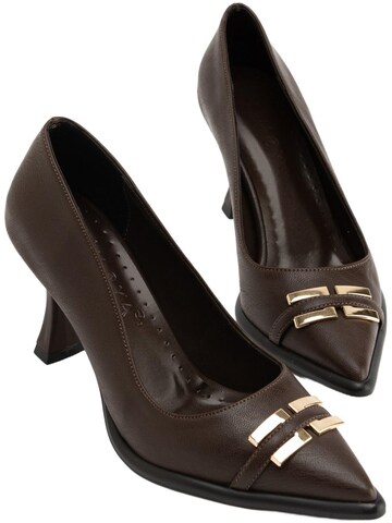 Limoya Pumps 'Daria' in Brown