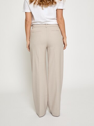 minus - regular Pantalón 'Elvera' en gris