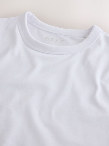 Tricou de la Next pe alb