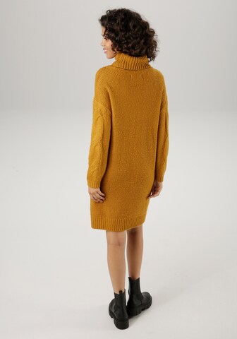 Aniston CASUAL Strickkleid in Gelb