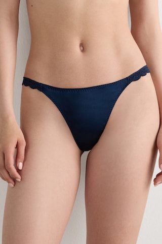 INTIMISSIMI Thong in Blue: front