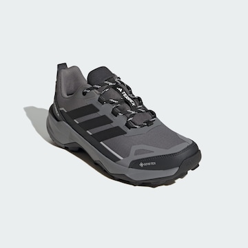ADIDAS TERREX Polobotky 'Skychaser AX5' – šedá