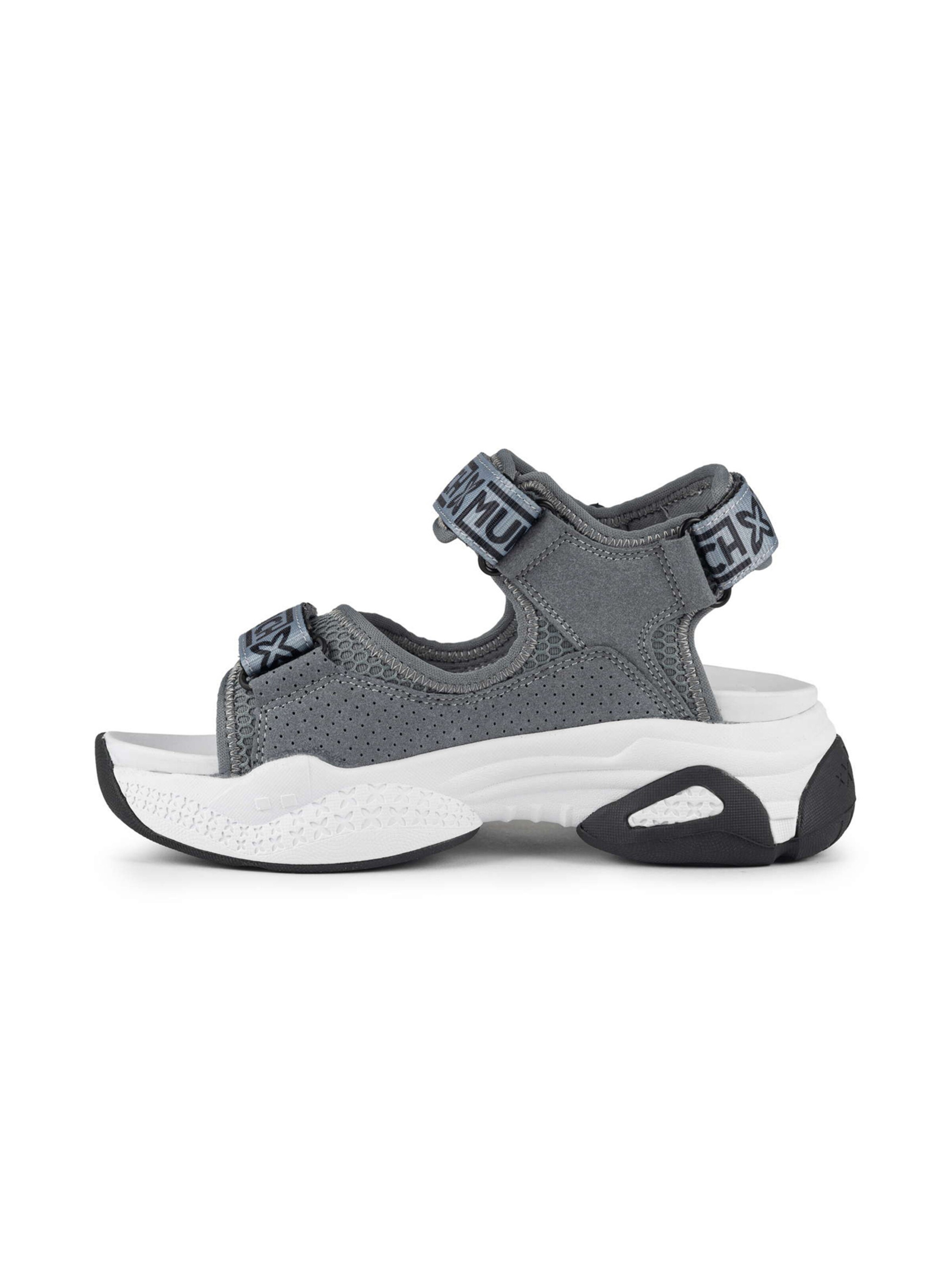 MUNICH Sandále 'Areia' - Sivá