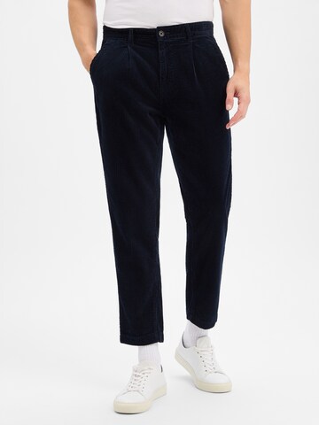 Lindbergh Regular Bundfaltenhose in Blau: Vorderseite