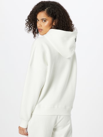 ABOUT YOU x INNA Sweatshirt 'Alessia' in Weiß