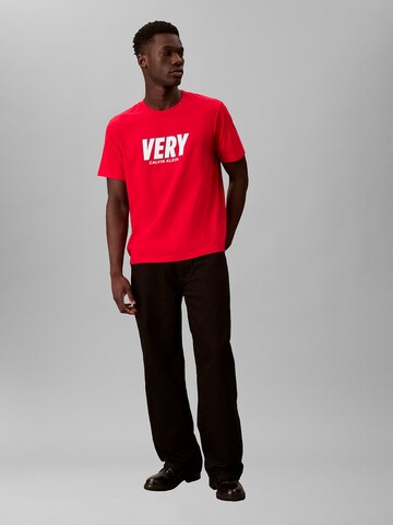 T-Shirt Calvin Klein Jeans en rouge