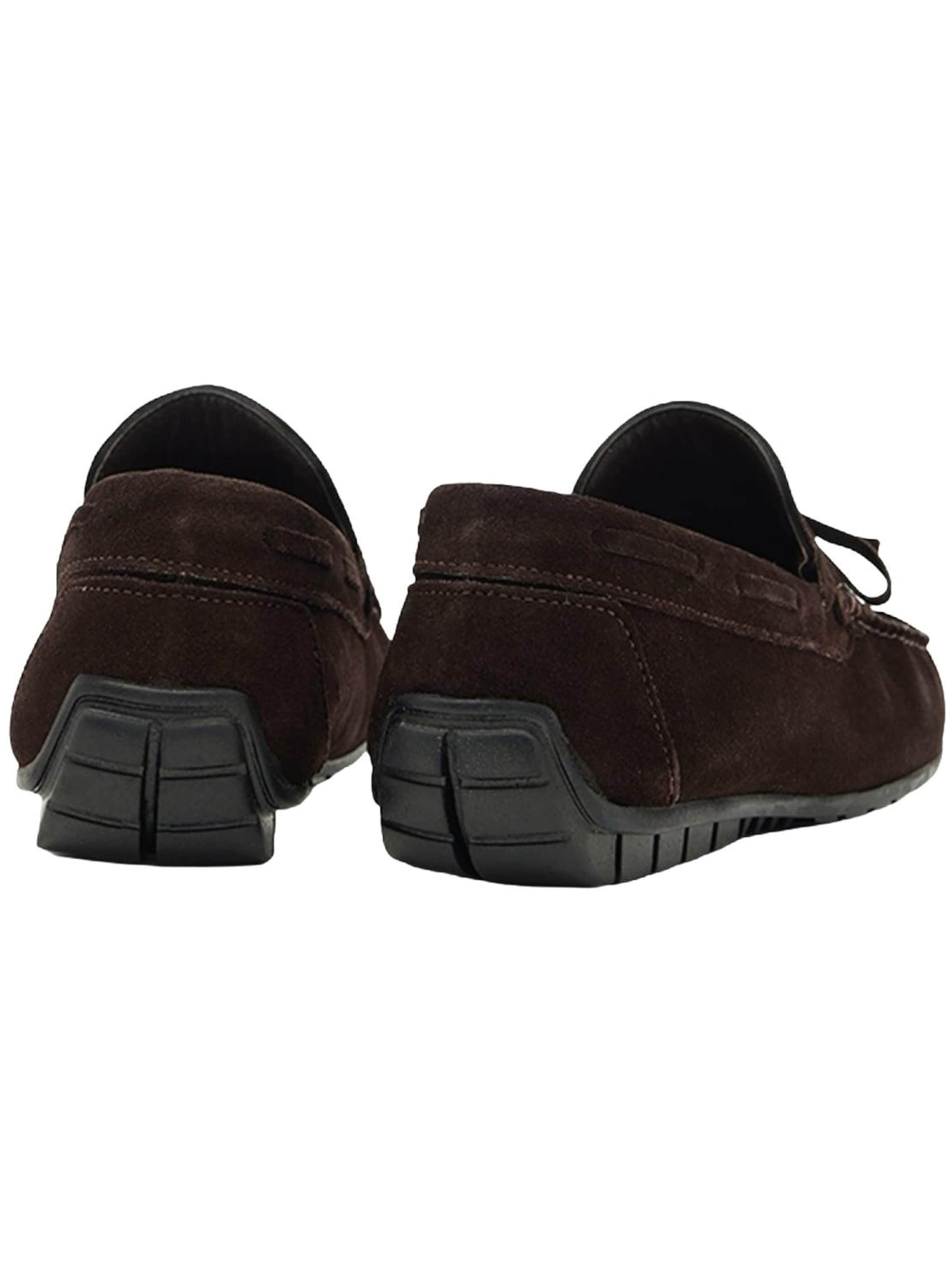 Desa Moccasins in Brown
