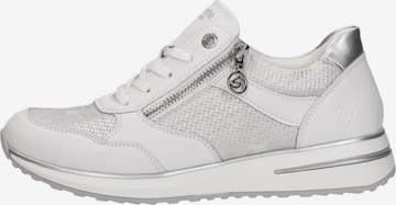 Chaussure à lacets 'Veterschoenen Laag' REMONTE en blanc : devant