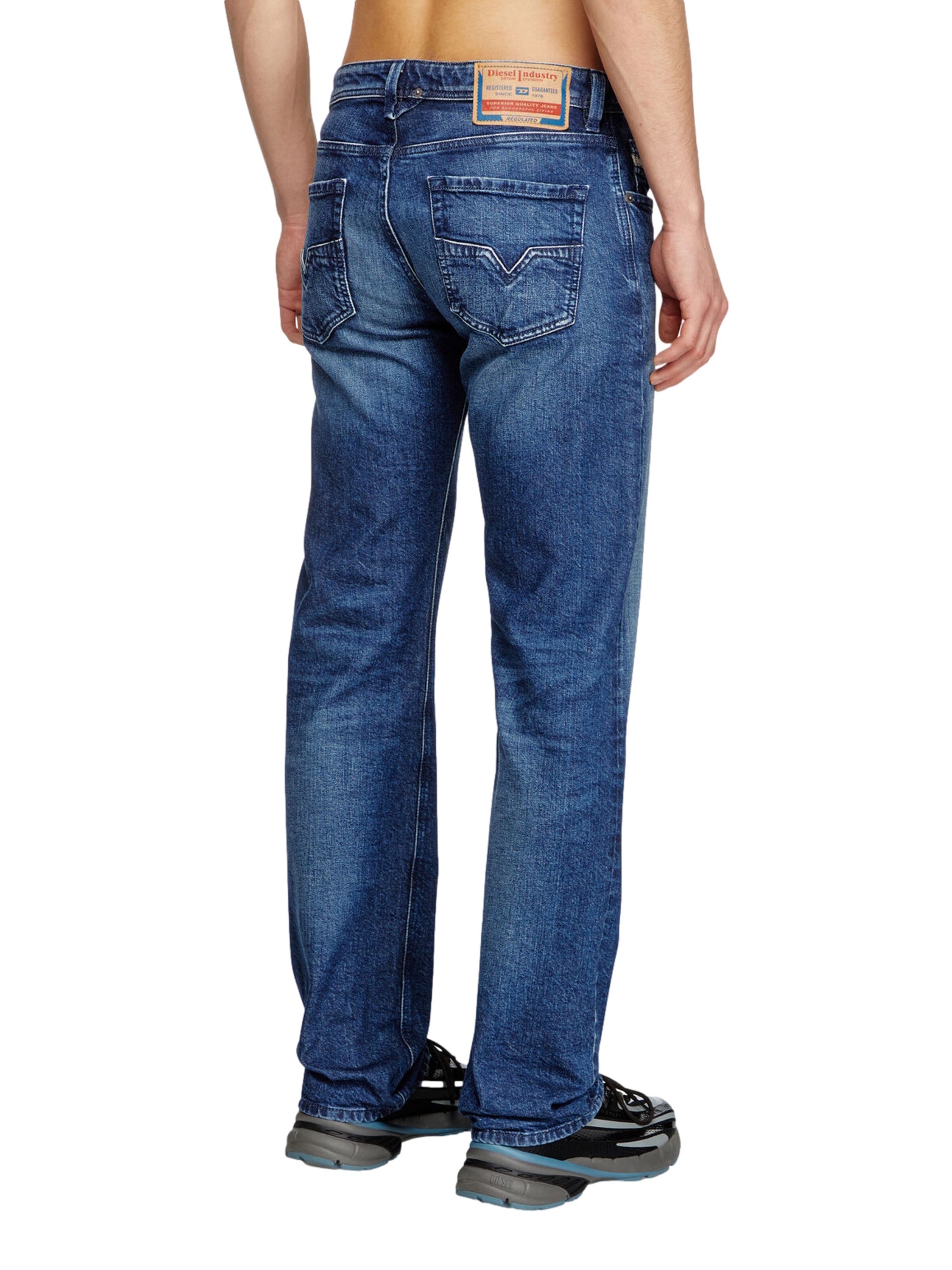 DIESEL Regular Jeans '1985 Larkee' in Blue