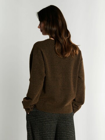 RUE de FEMME - Pullover ' Julla ' em castanho