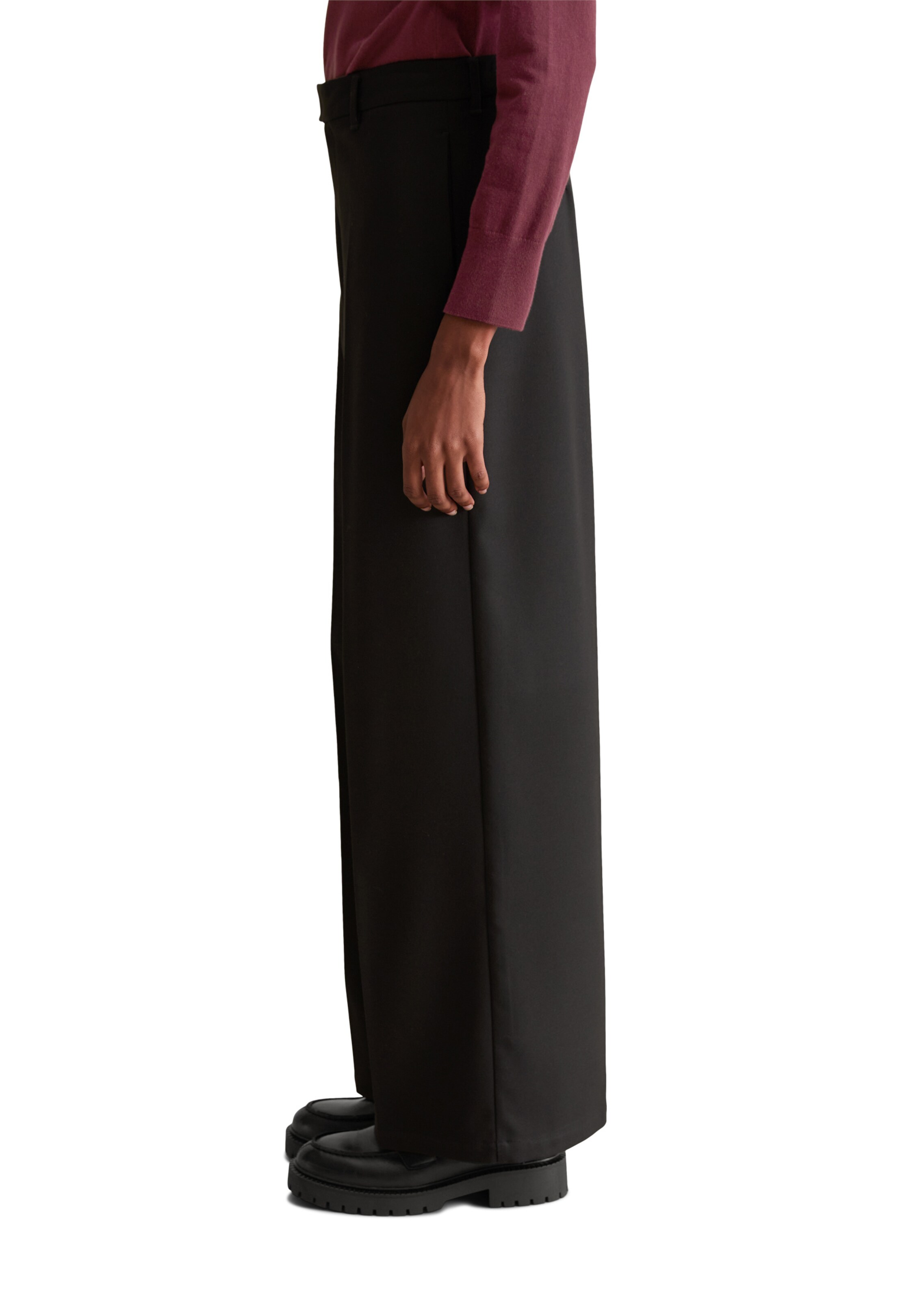 Marc O'Polo DENIM Loose fit Pleated Pants in Black