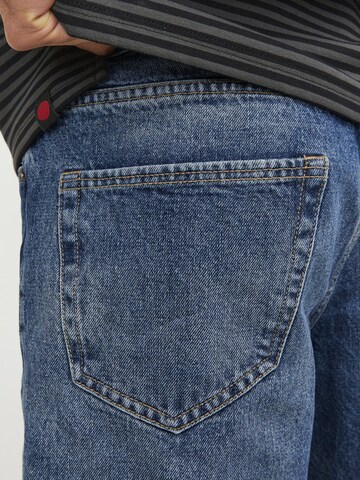 Regular Jean R.D.D. ROYAL DENIM DIVISION en bleu