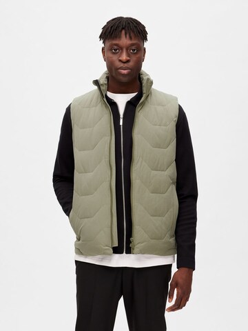 SELECTED HOMME Vest in Green: front