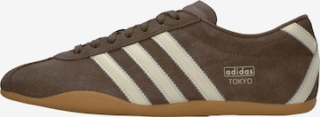ADIDAS ORIGINALS Σνίκερ χαμηλό 'Tokyo' σε καφέ: μπροστά
