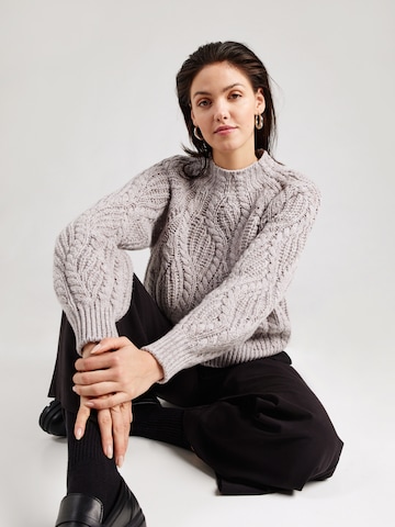 DRYKORN Sweater 'LARELYA 10' in Grey: front
