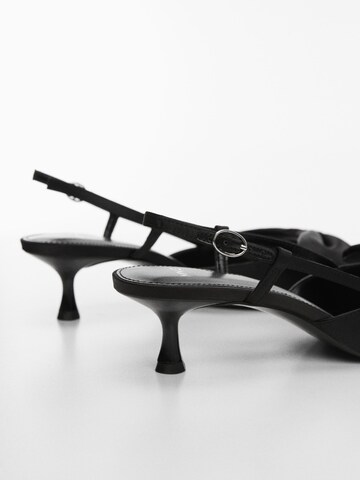 MANGO Официални дамски обувки 'LACIA1' в черно