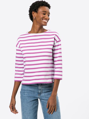 Thought Shirt 'Oriana' in Roze: voorkant