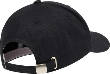 Frieda & Freddies NY Fitted Cap in Schwarz