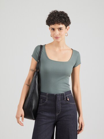 ABOUT YOU Shirt 'Lil' in Green: front