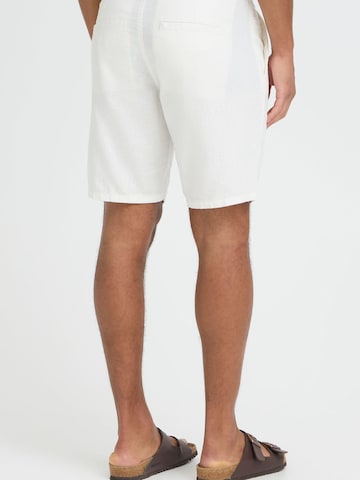 Regular Pantalon chino ' BHLikat ' BLEND en blanc