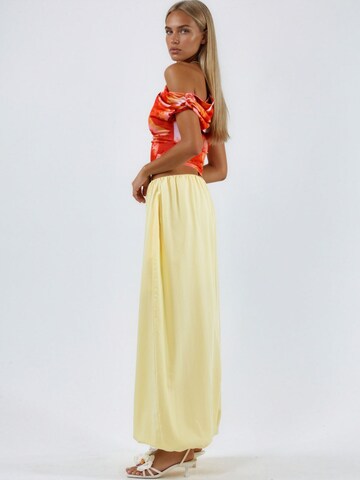 Barrel Pantalon Busem en jaune