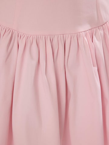 Trendyol Kleid in Pink