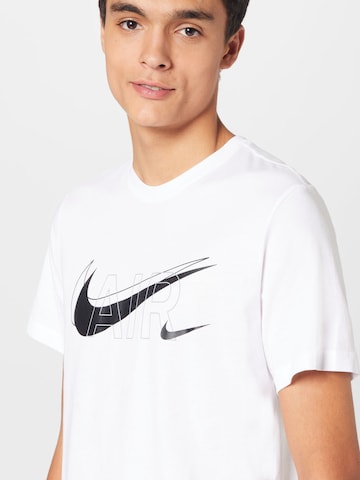 Tricou de la Nike Sportswear pe alb