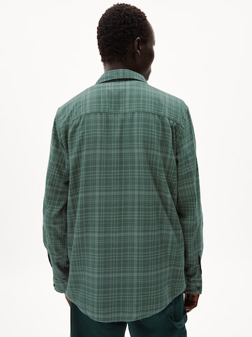 ARMEDANGELS Regular fit Button Up Shirt 'AARSENIO' in Green
