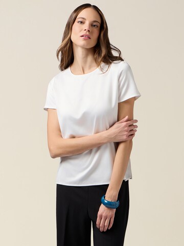 T-shirt oltre en blanc