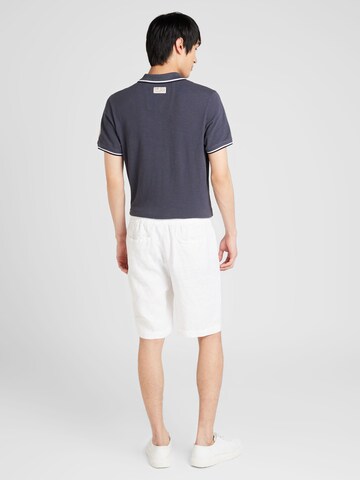 CAMP DAVID Regular Shorts in Weiß