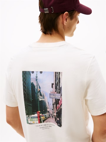 TOMMY HILFIGER T-shirt i gul