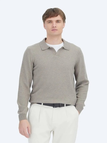 Ramsey Knit Cardigan in Grey