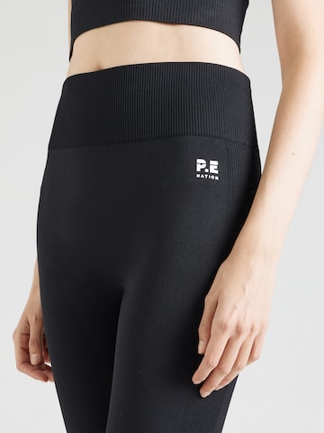 P.E Nation Skinny Spodnie sportowe 'Restore' w kolorze czarny