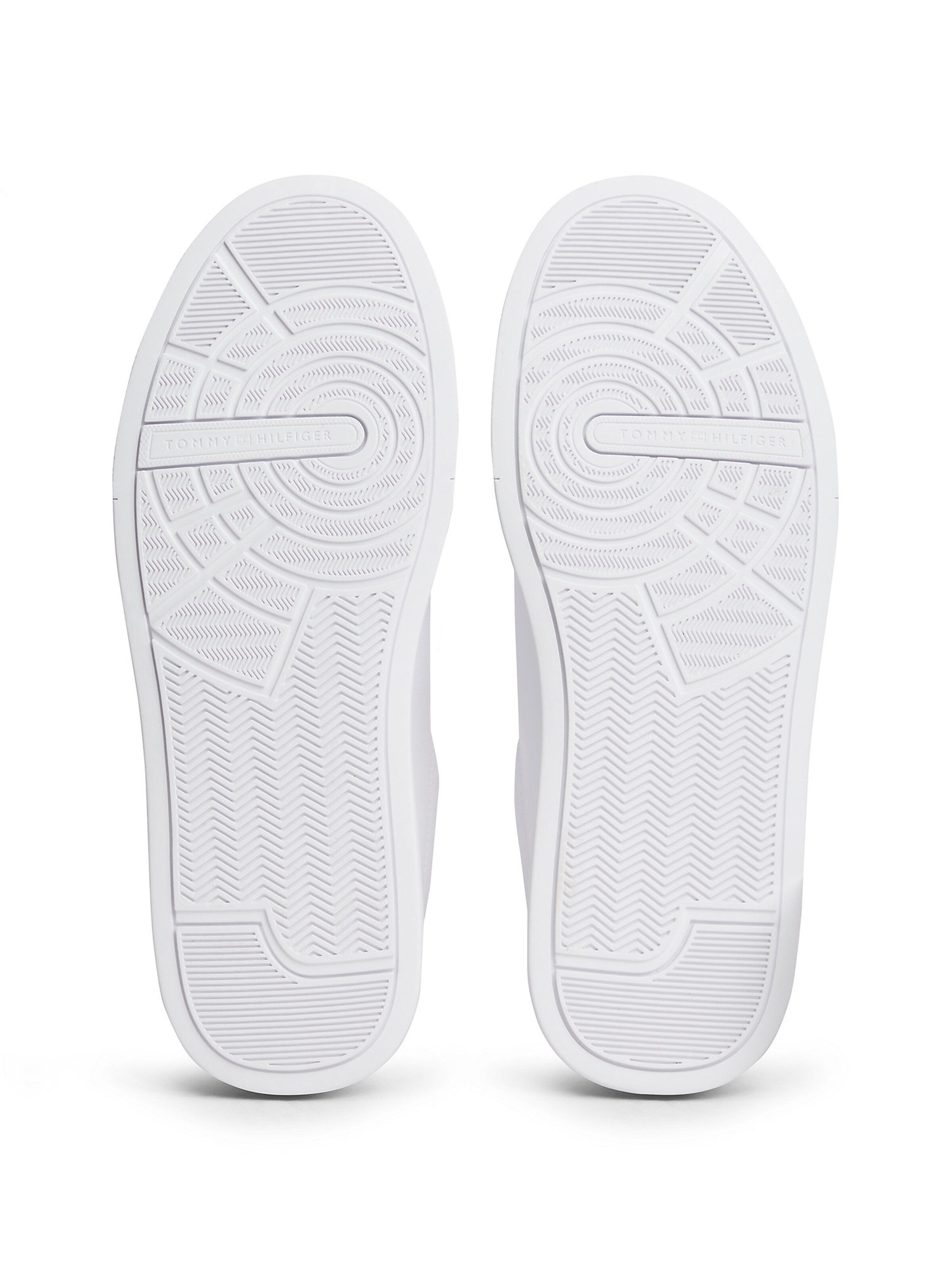 TOMMY HILFIGER Sneakers laag 'Court Essential' in Wit