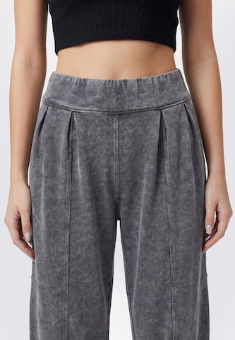 myMo ROCKS - Tapered Pantalón en gris
