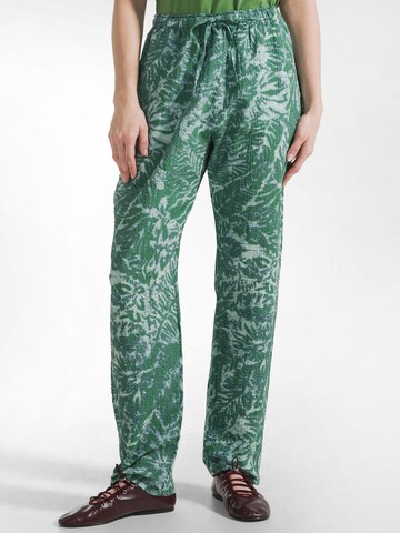 DEHA Regular Hose in Grün: Vorderseite